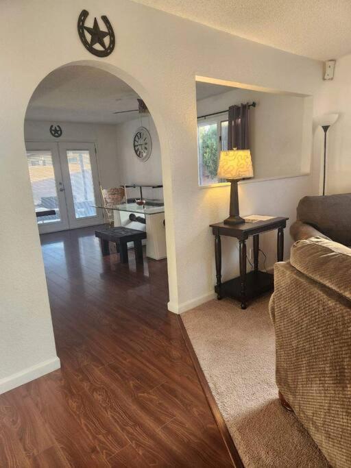 Southwestern Charm - Minutes From Everything 3/2 Sierra Vista Exterior photo